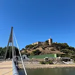 Atico Con Vistas Al Mar Y Con Piscina Frente A Castillo Sohail