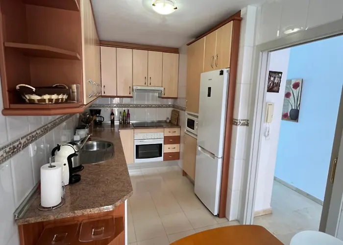 Daire Atico Con Vistas Al Mar Y Con Piscina Frente A Castillo Sohail