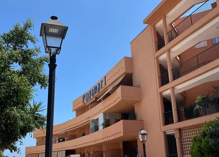 Apartamento ático Con Vistas Al Mar Y Con Piscina Frente A Castillo Sohail